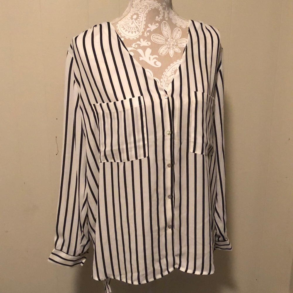 Black & White Stripe Chiffon L/S Blouse